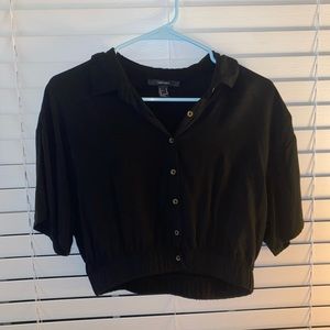Black button up crop top. Size M worn once.